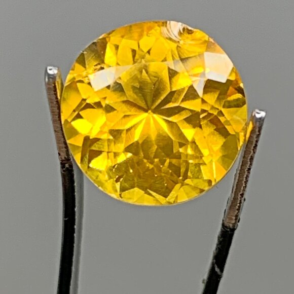 Gorgeous Crystal Gemstone *Chip* - Picture 1 of 14